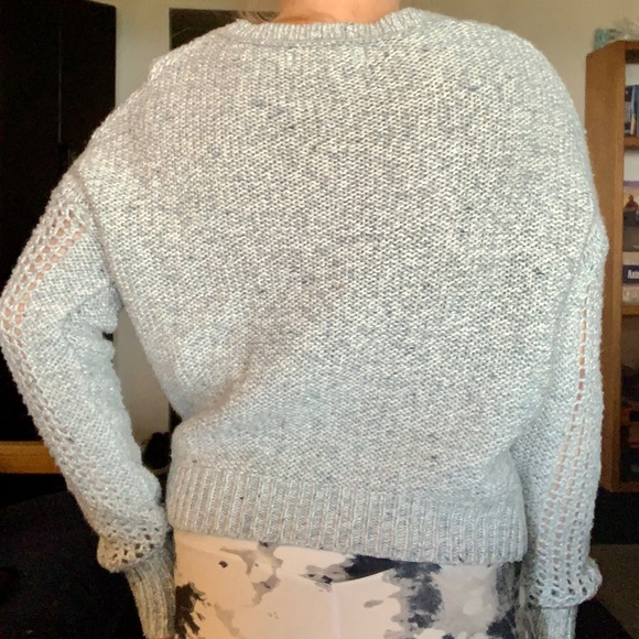 Sweater - Picture 5 of 8